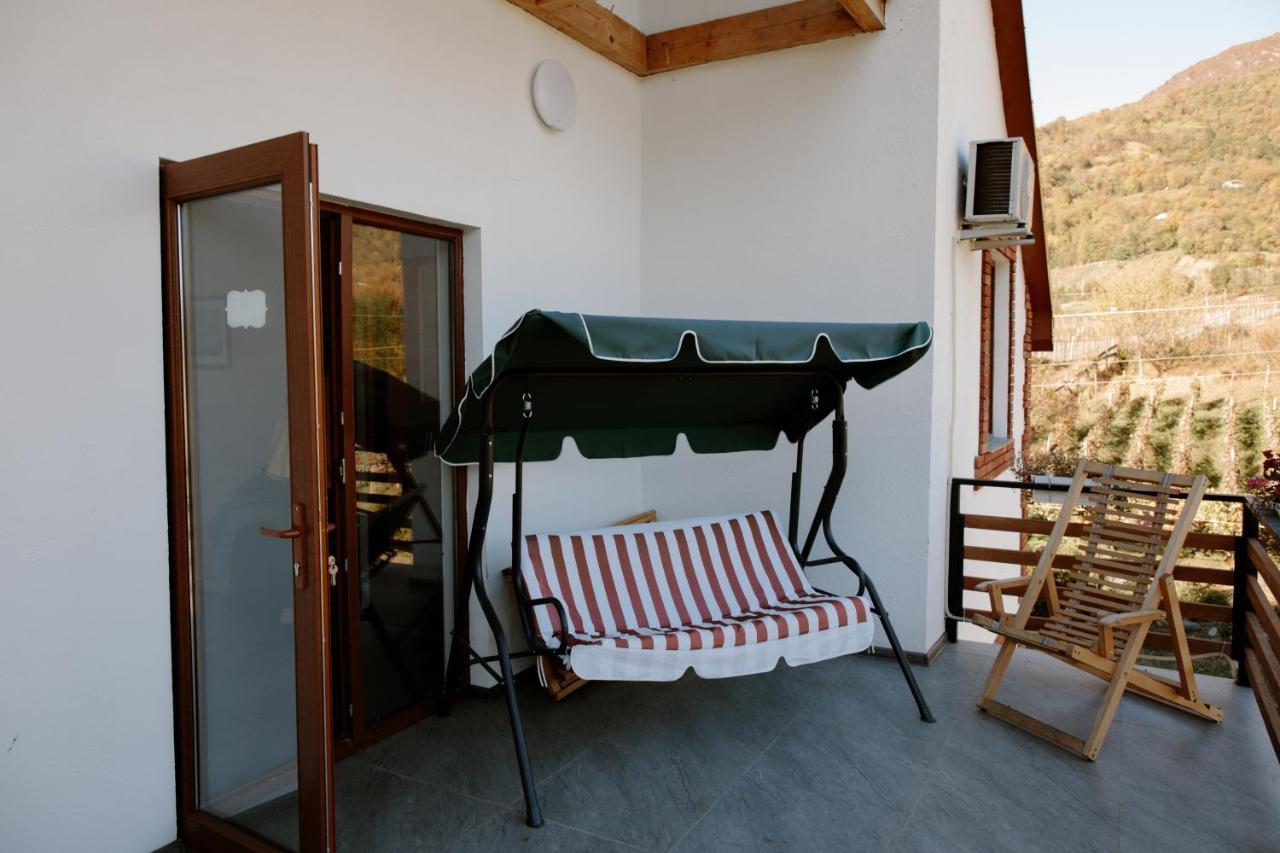 Hotel Karse Ambrolauri Esterno foto